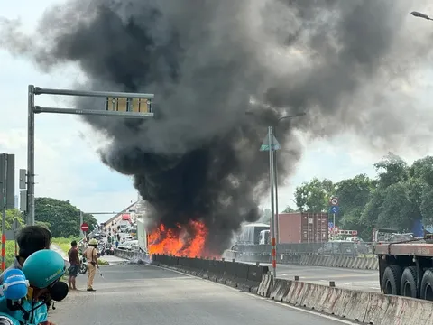 Bắt tạm giam tài xế xe tải gây tai nạn liên hoàn trên cầu Phú Mỹ
