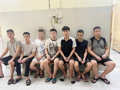 Bắt nhóm đối tượng lừa đảo mua bán phần mềm theo dõi, định vị điện thoại ở Hà Nội