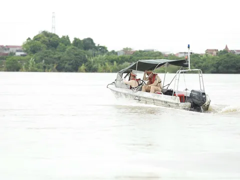 CSGT Hà Nội triển khai phương án bảo đảm trật tự, an toàn giao thông ứng phó cơn bão số 3