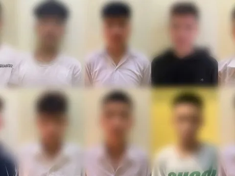 Khởi tố nhóm đối tượng dùng gạch ném gây thương tích cho người khác ở Hà Nội