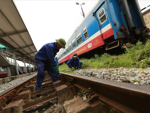 Tăng hiệu quả quản lý chất lượng công tác bảo trì công trình đường sắt