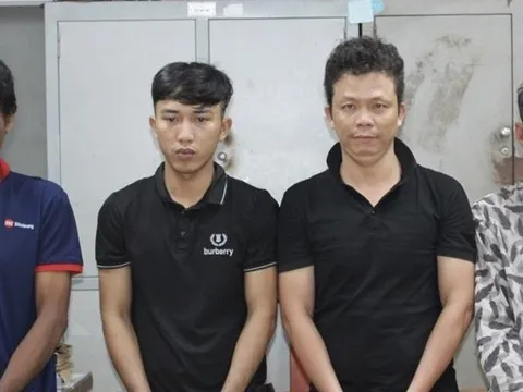 Tạm giữ 4 đối tượng cướp giật 470 tờ vé số ở Đồng Nai