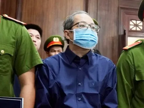 Lý do ngưng phiên tòa xét xử cựu Giám đốc Bệnh viện Tp.Thủ Đức và đồng phạm