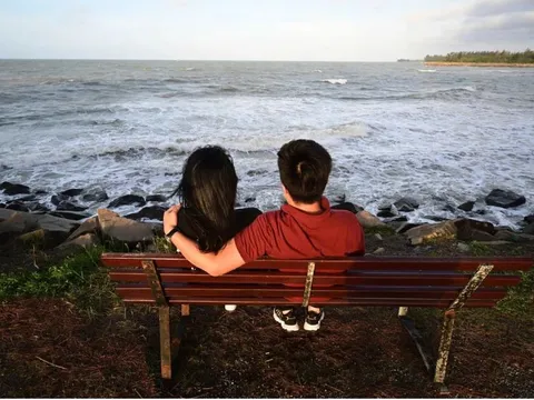 Đừng biến sở thích riêng thành nỗi ám ảnh của bạn đời