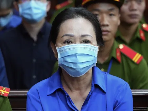 Bà Trương Mỹ Lan lĩnh án chung thân