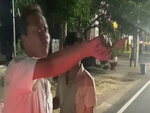 Tạm giữ đối tượng say rượu, hành hung cảnh sát giao thông