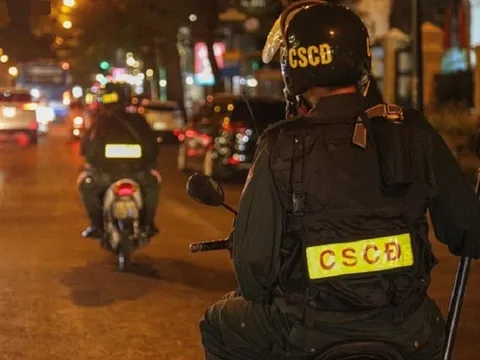 Không dừng xe khi cảnh sát cơ động yêu cầu có vi phạm pháp luật không?