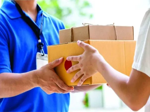 Đề xuất thu thuế VAT với hàng giá trị nhỏ nhập khẩu qua chuyển phát nhanh