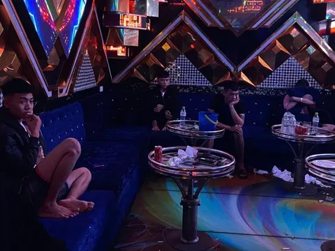 Phát hiện nhiều đối tượng dương tính với ma túy tại quán karaoke ở Quảng Nam