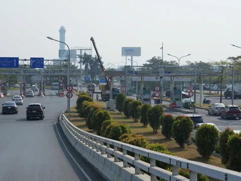Đề nghị mở rộng mô hình thu phí không dừng tại các sân bay
