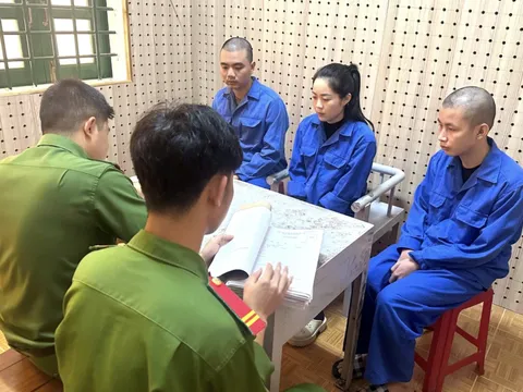 Triệt phá băng nhóm lừa bán điện thoại 'xịn' giá 'bèo', chiếm đoạt 8 tiền tỷ