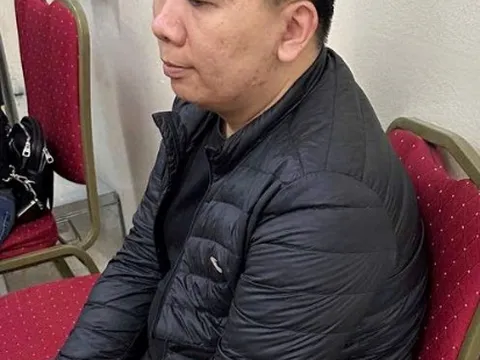 Bắt đối tượng giả danh shipper giao hàng để lừa đảo chiếm đoạt tài sản