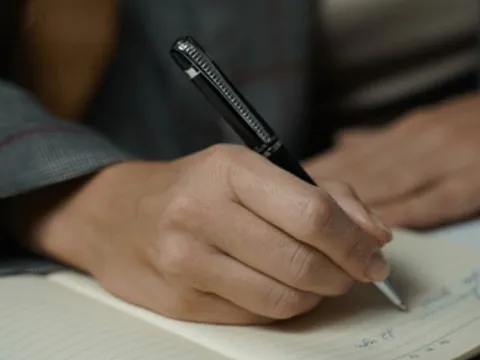 Cha mẹ có được ủy quyền cho con lập di chúc thay