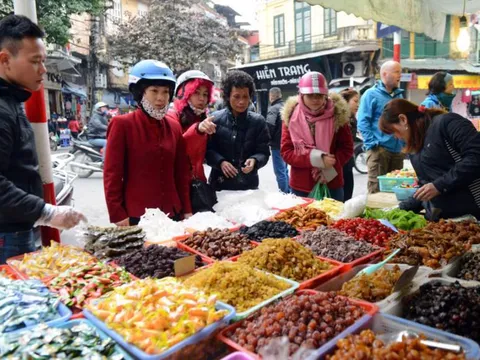 Hành vi vi phạm an toàn vệ sinh thực phẩm tại khu lễ hội bị xử lý như thế nào?