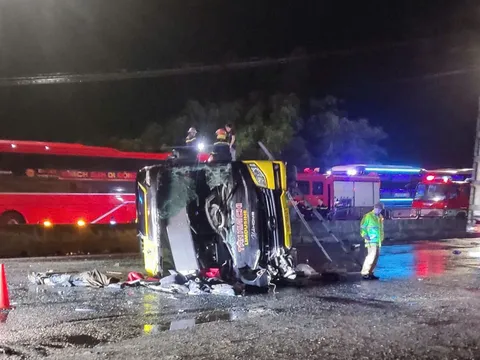 Khởi tố tài xế xe khách gây tai nạn khiến 3 người tử vong