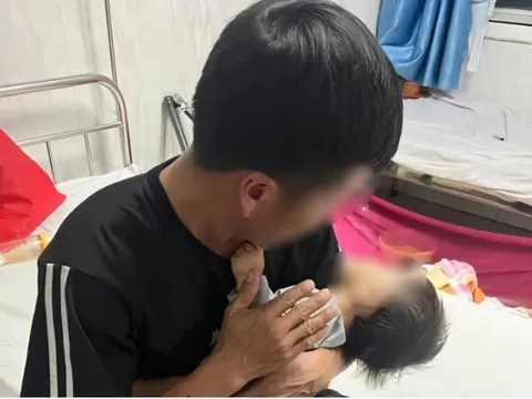 Xác minh thông tin bé gái 9 tháng tuổi nghi bị đánh bầm tím hai má