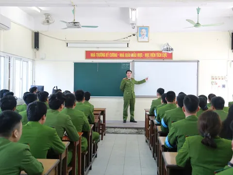 Đề xuất quy định bổ nhiệm, miễn nhiệm các chức danh giảng dạy ở trường trung học phổ thông trong CAND