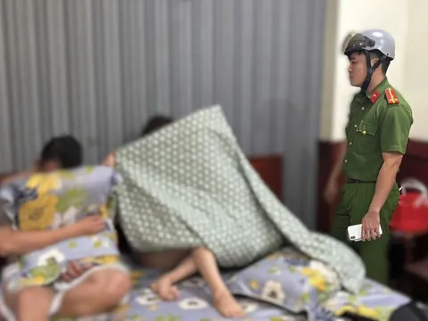 Bắt quả tang đôi nam nữ mua bán dâm trong nhà nghỉ ở Đồng Nai