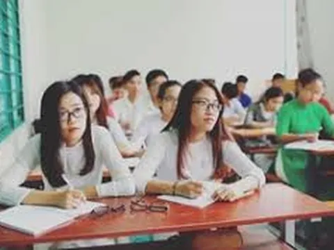 Sửa quy định về chính sách hỗ trợ tiền đóng học phí, chi phí sinh hoạt đối với sinh viên sư phạm