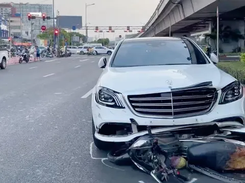 Vụ nữ tài xế Mercedes tông nhiều xe máy ở TP.HCM: Một nạn nhân đã tử vong