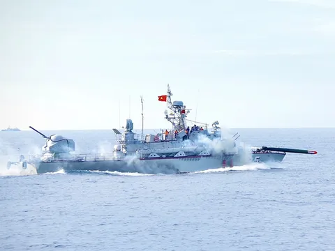 Đề xuất quy định mới về tàu quân sự nước ngoài đến Việt Nam và tàu quân sự Việt Nam đi nước ngoài