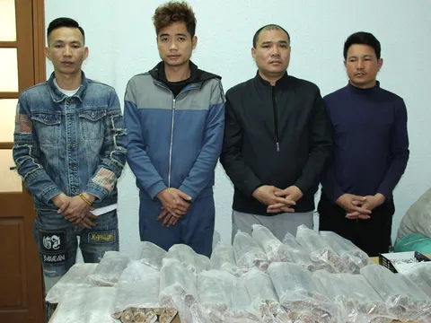 Bắt quả tang nhóm đối tượng mua bán trái phép vật liệu nổ ở Thanh Hóa