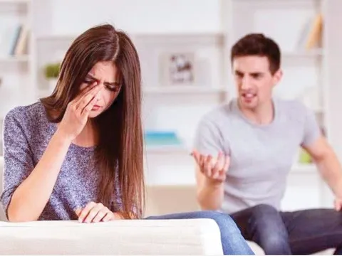 Hôn nhân nào mà không… vá víu