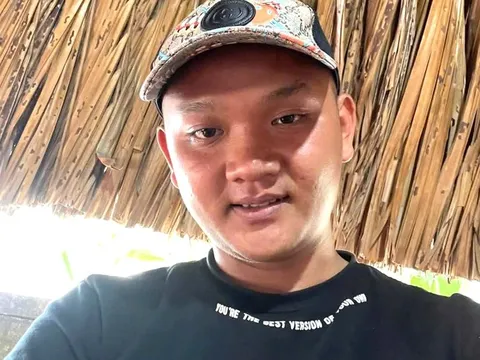 Bắt đối tượng giả danh công an cưỡng đoạt tiền của người đi đường