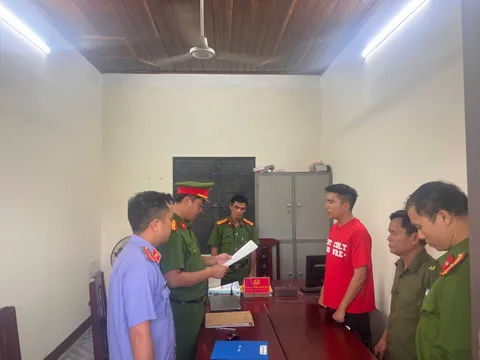 Khởi tố, bắt tạm giam TikToker Dưỡng Dướng Dường