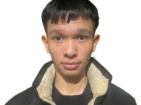 Tìm quản trị trang facebook bị lừa đảo bán hàng thời trang Adidas