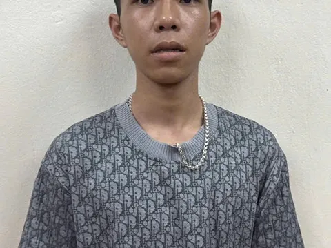 Bắt giữ đối tượng cướp giật tài sản tại 3 tiệm vàng ở Hà Nội