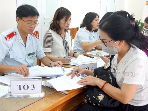 Khắc phục bất cập trong xử lý chậm đóng, trốn đóng bảo hiểm xã hội