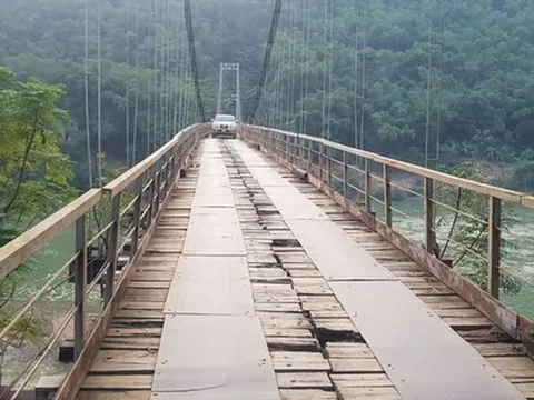 Thủ tướng chỉ đạo khẩn trương rà soát, sửa chữa, khắc phục ngay hệ thống cầu treo trên toàn quốc