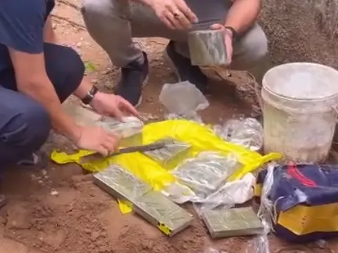 Bắt thêm 3 đối tượng, thu giữ 13 bánh heroin trong vụ án ma túy tại Quảng Ninh