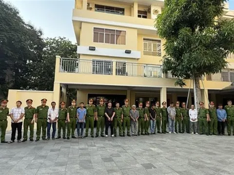 TP.HCM: Khởi tố thêm 34 đối tượng trong đường dây buôn lậu xăng dầu