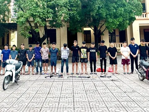 Khởi tố nhóm đối tượng gây rối trật tự công cộng ở Nghệ An