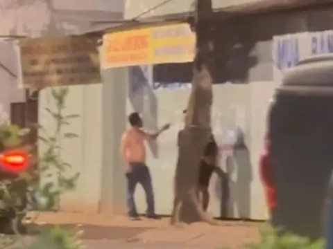 Tạm đình chỉ công tác Phó trưởng Công an phường ở Bình Dương bị tố tát người dân