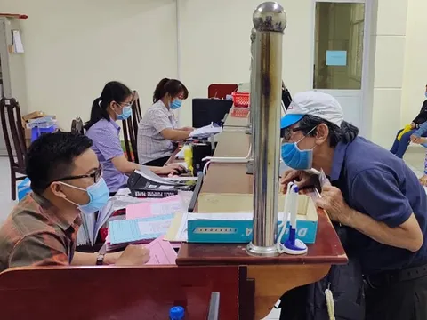 Đề xuất chính sách đối với cán bộ không chuyên trách ở cấp xã, thôn, tổ dân phố