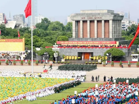 Khẩn trương hoàn thiện, ban hành Đề án diễu binh, diễu hành trong tháng 6/2025