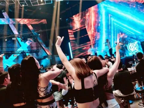 Kinh doanh vũ trường, massage, karaoke chịu thuế đặc biệt thế nào theo Luật mới?