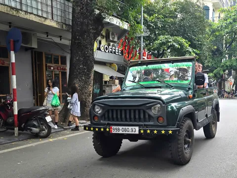 Rà soát, xử nghiêm xe Jeep, UAZ không đủ điều kiện chở khách