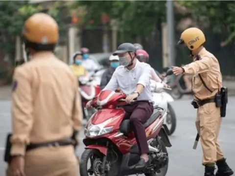 Những lỗi vi phạm giao thông bị tịch thu xe máy, ai cũng cần biết