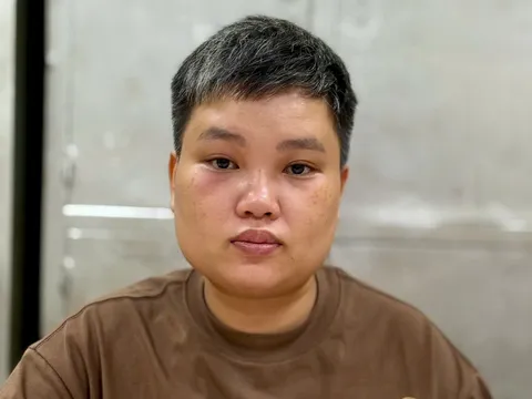 Bắt người phụ nữ ở Hà Nội, thu hơn 2kg ma tuý tổng hợp