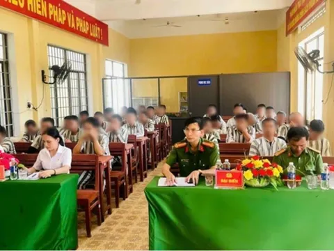 Hội Luật gia tỉnh Quảng Ngãi phổ biến, giáo dục pháp luật cho phạm nhân