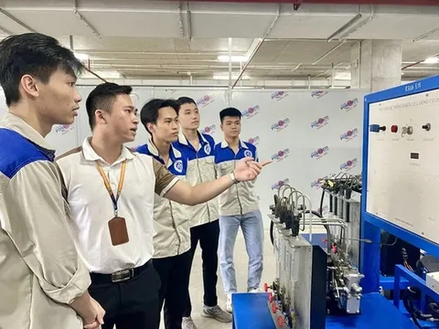 Đề xuất quy định xếp lương đối với giáo viên trung cấp và sơ cấp