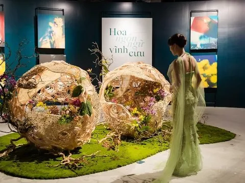 Tinh tế và choáng ngợp, không gian nghệ thuật Tinh Tuyển Phương Hoa do VPBank tổ chức danh xứng với thực