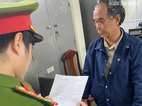 Tạm giữ người đàn ông đánh tài xế taxi sau va chạm giao thông ở Nha Trang