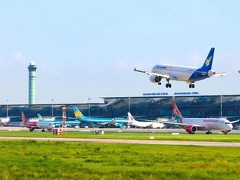 Bộ Xây dựng sẽ quyết định giá tối đa vé máy bay nội địa hạng phổ thông