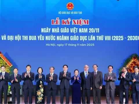 Chủ tịch nước Lương Cường dự Lễ kỷ niệm Ngày Nhà giáo Việt Nam