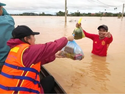 Suy nghĩ trong mùa lũ, lụt